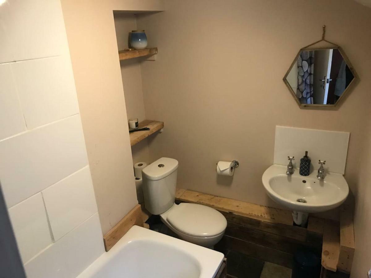 Ham Tree Cottage Trowbridge Buitenkant foto